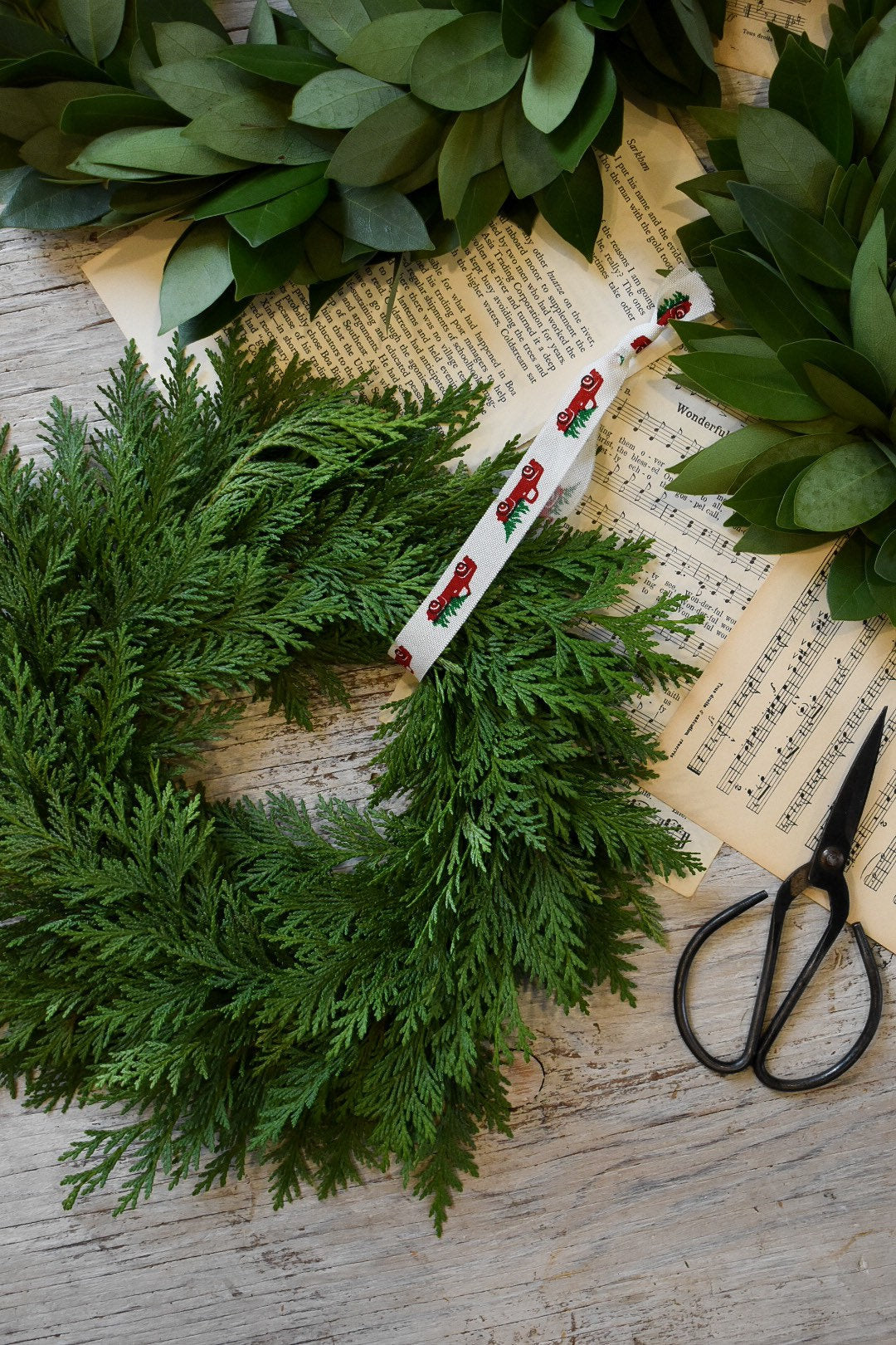 mini fresh cedar wreath